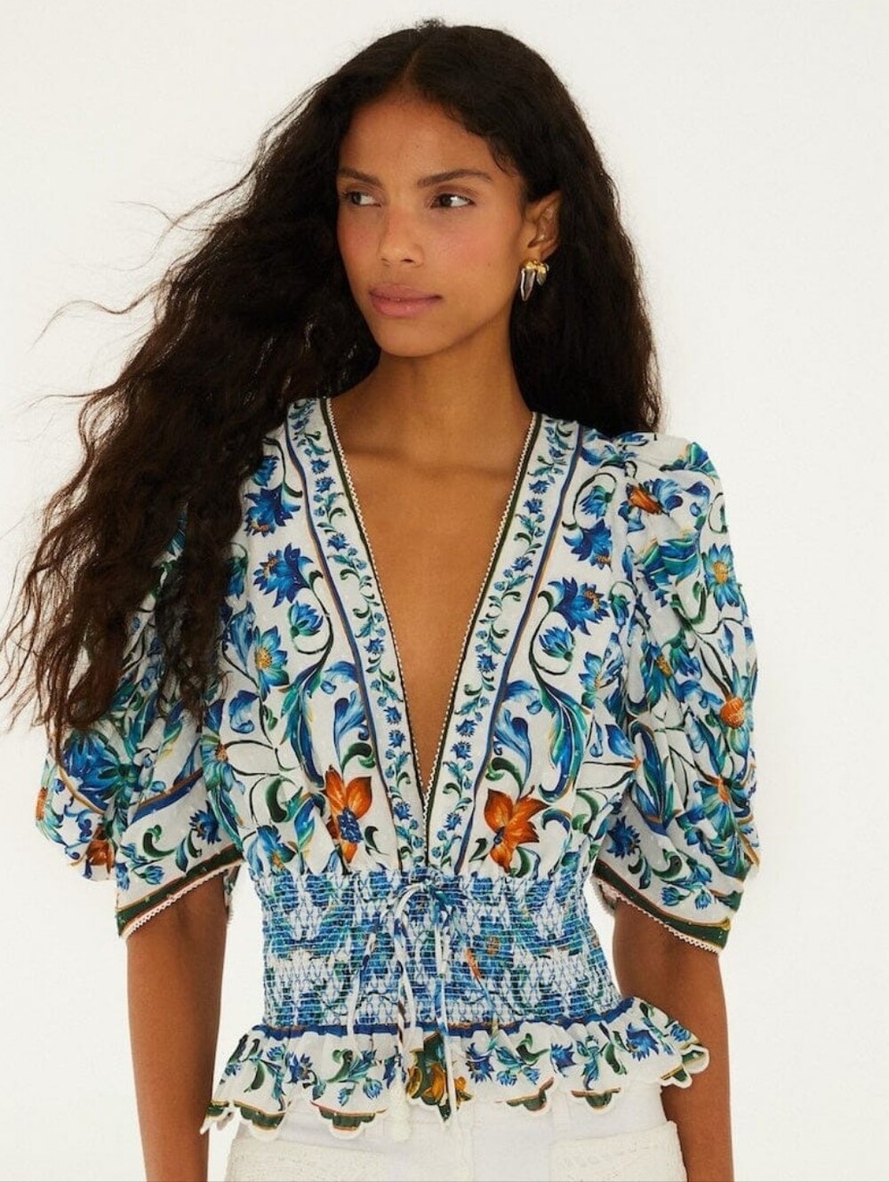 Farm Rio Blue And White Floral Tile Smocked Blouse XS